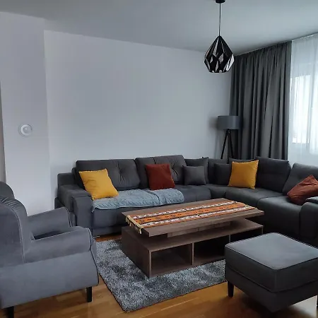 وردة اليجا Apartamento