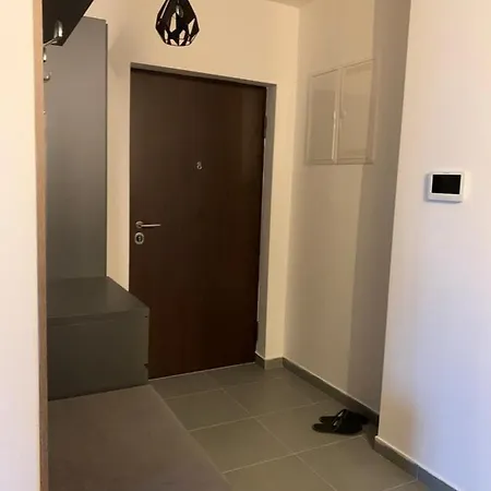 وردة اليجا Apartament