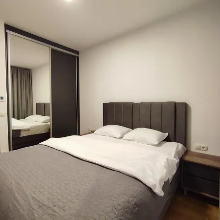 وردة اليجا *